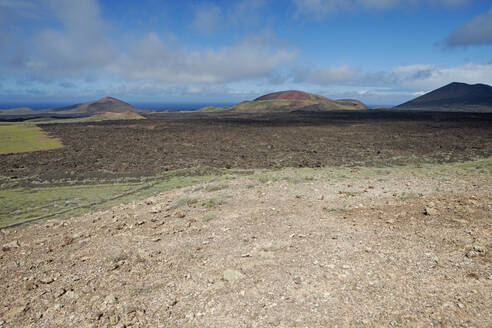 Landschaft auf Lanzarote, Kanarische Inseln, Spanien - JOHF00933