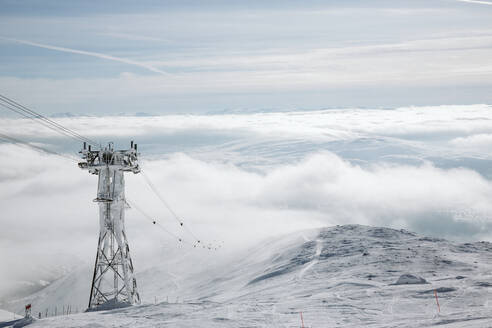 Skilift in den Bergen - JOHF01180