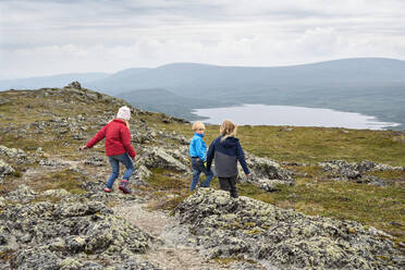 Kinder wandern - JOHF01804