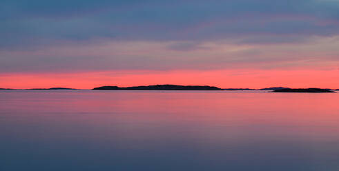 Sea at sunset - JOHF01874