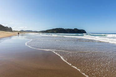 Neuseeland, Nordinsel, Waikato, Kuaotunu, malerischer Blick auf den Meeresstrand - FOF10971