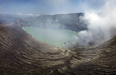 Indonesien, Java, Luftaufnahme des Vulkans Ijen - KNTF03529