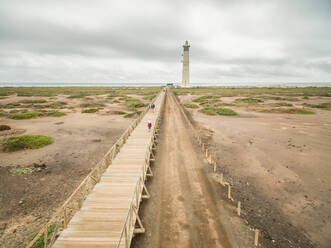 Luftaufnahme des Leuchtturms von Morro Jable auf Fuerteventura, Kanarische Inseln. - AAEF04023