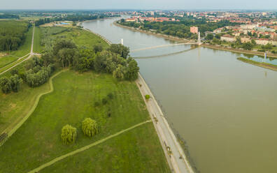 Panoramaluftaufnahme von Osijek und der Drau, Kroatien. - AAEF04231