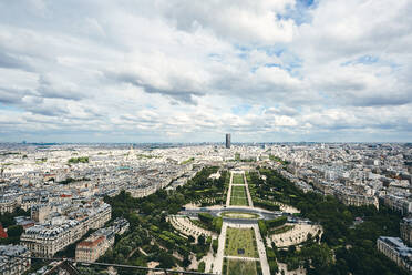 Luftaufnahme von Paris vom Eiffelturm - CAVF63792