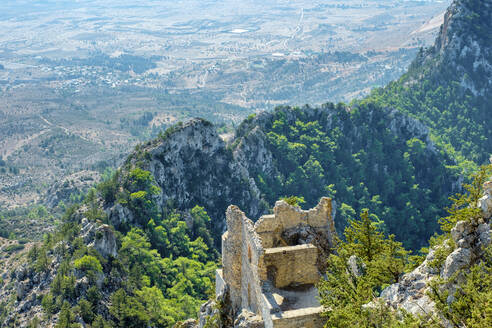 Blick von der Burg Buffavento (Buffavento Kalesi), Zypern - CAVF64668
