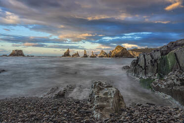 Sonnenuntergang in Gueirua Asturien (Spanien) - CAVF64822