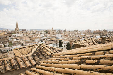 Spanien, Balearen, Mallorca, Palma de Mallorca, Blick auf die Stadt - JMF00451