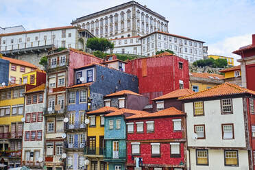 Portugal, Porto, Colorful houses in Ribeira Square - MRF02199