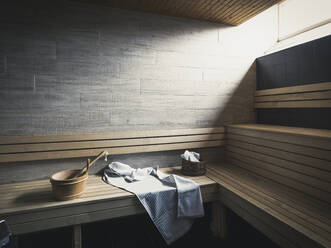 Benches in sauna - JOHF02108