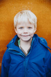 Portrait of smiling boy - JOHF02196