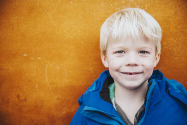 Portrait of smiling boy - JOHF02197