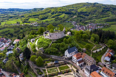 Germany, Hesse, Lindenfels, Aerial view of medieval town with ruined castle in center - AMF07351