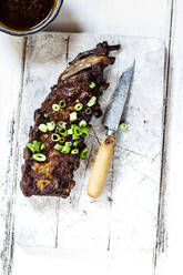 Sticky spareribs with scallions - SBDF04073