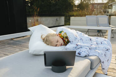 Girl sleeping on terrace - JOHF02761