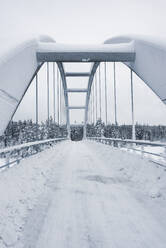 Brücke im Winter - JOHF03155