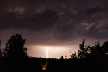 Gewitter mit Blitzschlag - JOHF03783