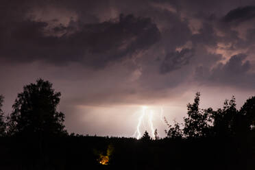 Gewitter mit Blitzschlag - JOHF03792