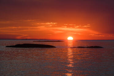 Sonnenuntergang über dem Meer - JOHF03798