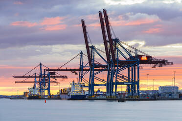 Shipping cranes in port - JOHF04067