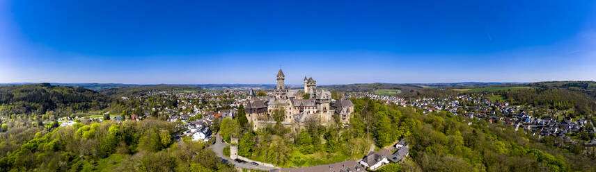 Germany, Hesse, Braunfels, Panorama of clear sky over Schloss Braunfels - AMF07355