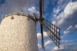 Windmills of Don Quijote in La Mancha_Spain - CAVF65742