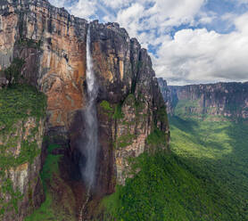 Luftaufnahme der Angel Falls, Venezuela - AAEF04683