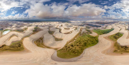 Luftaufnahme des Nationalparks Lençóis Maranhenses, Brasilien. - AAEF05184