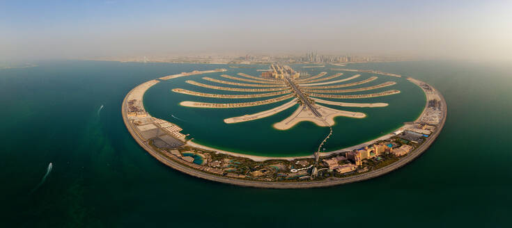 Luftaufnahme der Palm Islands, künstliche Insel, Dubai, UAE - AAEF05222