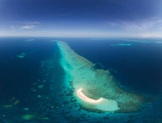 Luftaufnahme des Great Barrier Reefs, Australien - AAEF05231