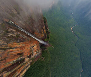 Luftaufnahme von oben auf Angel Falls, Venezuela - AAEF05524