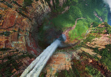Luftaufnahme des Churun-Meru (Drachen)-Wasserfalls - AAEF05537