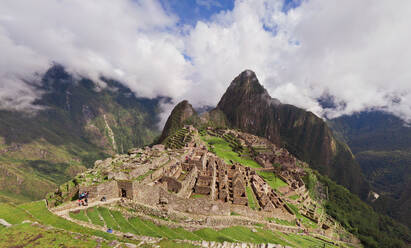 Luftaufnahme von Machu Picchu, Peru - AAEF05556