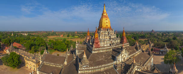 Luftaufnahme des Ananda-Tempels, Bagan, Myanmar - AAEF05583