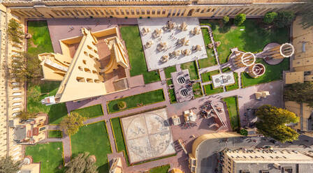 Aerial view above of the city palace countyard at Jaipur, India. - AAEF05608