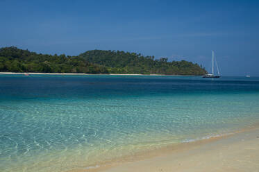 Turquoise color of the Andaman Sea, Thailand, Southeast Asia, Asia - RHPLF12265