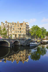 Alte Giebelhäuser am Brouwersgracht-Kanal, Amsterdam, Nordholland, Niederlande, Europa - RHPLF12324