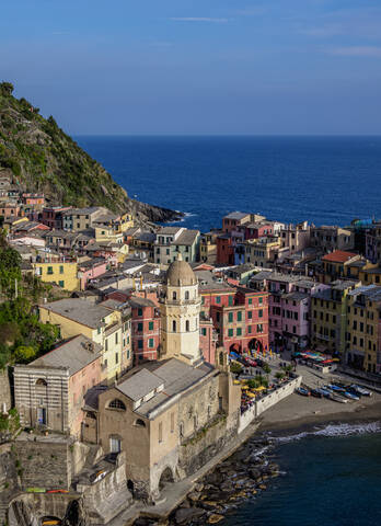Vernazza Dorf, Blick von oben, Cinque Terre, UNESCO Weltkulturerbe, Ligurien, Italien, Europa, lizenzfreies Stockfoto