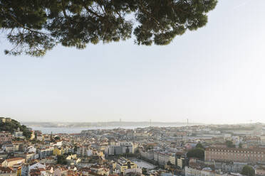 Panoramablick auf die Stadt, Lissabon, Portugal - AHSF00993