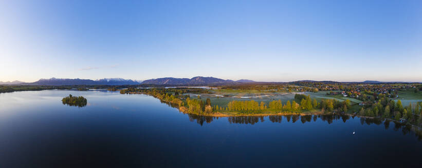 Deutschland, Bayern, Staffelsee-Panorama - SIEF09191