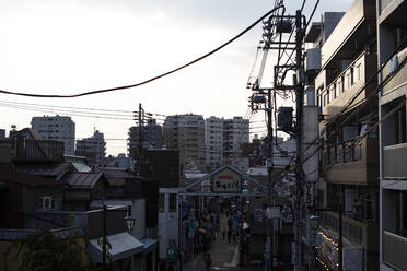 Straße in Tokio, Japan - ABZF02656