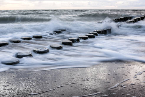 Ostsee am Darßer Ort, Mecklenburg-Vorpommern, Deutschland - EGBF00499