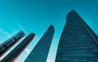 Die vier modernen Wolkenkratzer oder Cuatro Torres in Madrid, Spanien - CAVF66896