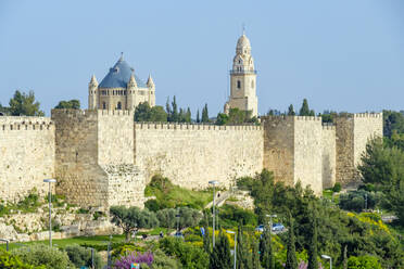 Dormition Abbey auf dem Berg Zion, Stadtmauern der Altstadt von Jerusalem Israel - CAVF66911