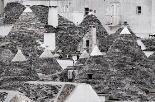 Italien, Apulien, Alberobello, Stadtteil Monti, Trulli-Häuser - HLF01176