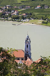 Österreich, Niederösterreich, Wachau, Durnstein, Stift Durnstein, Stiftskirche und Donau - WIF04084