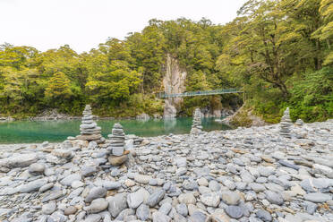 Cairns am Makarora River, Südinsel, Neuseeland - SMAF01623