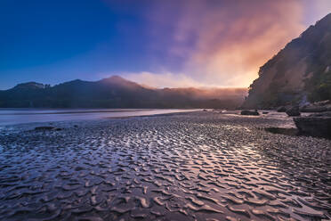 Three Sisters Strand am Abend, Nordinsel, Neuseeland - SMAF01684