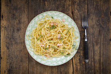 Plate of spaghetti with salmon and dill - LVF08419