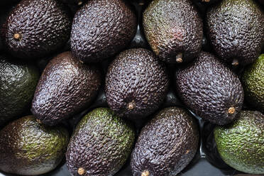 Full frame close up of fresh avocados. - MINF13178